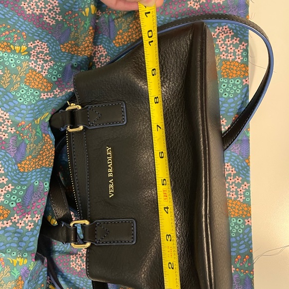 Black leather Vera Bradley bag - Picture 5 of 10